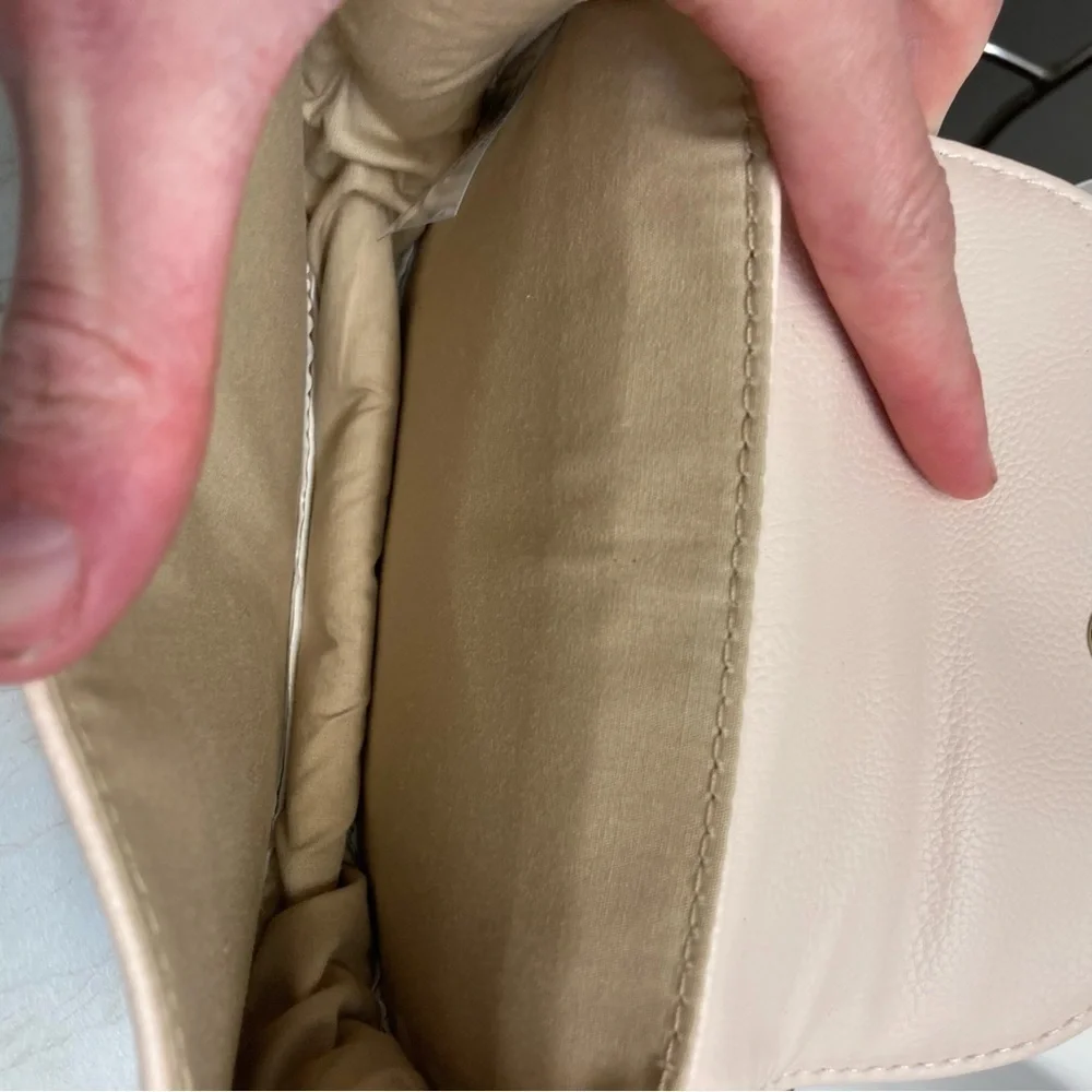 Chloe pink parfum cosmetic case bag